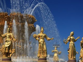 15金人喷泉
