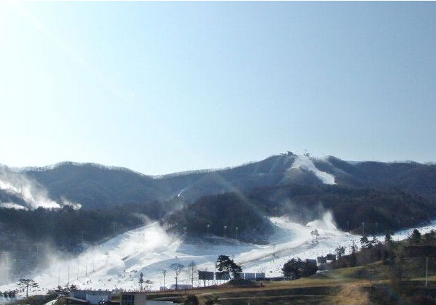 阳智滑雪场